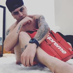 Meet your Posher, Kris